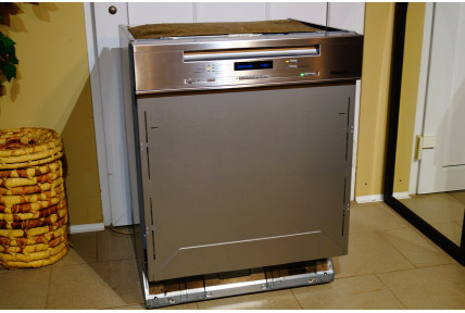 Miele vestavná myčka Miele G 6730 SCi, tři koše